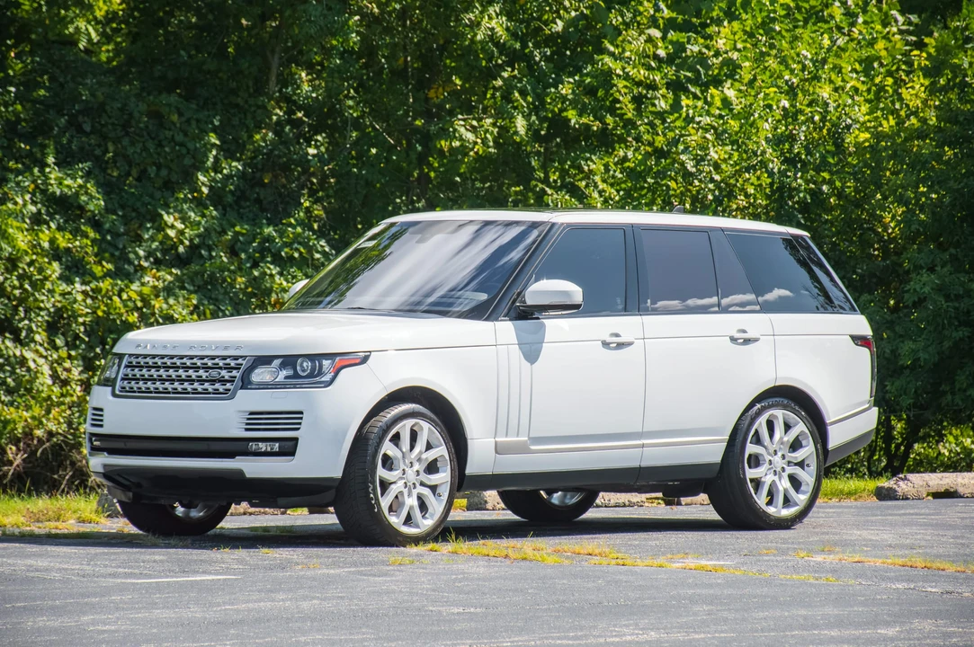 2016 Land Rover Range Rover L405 - Image 14 of 31