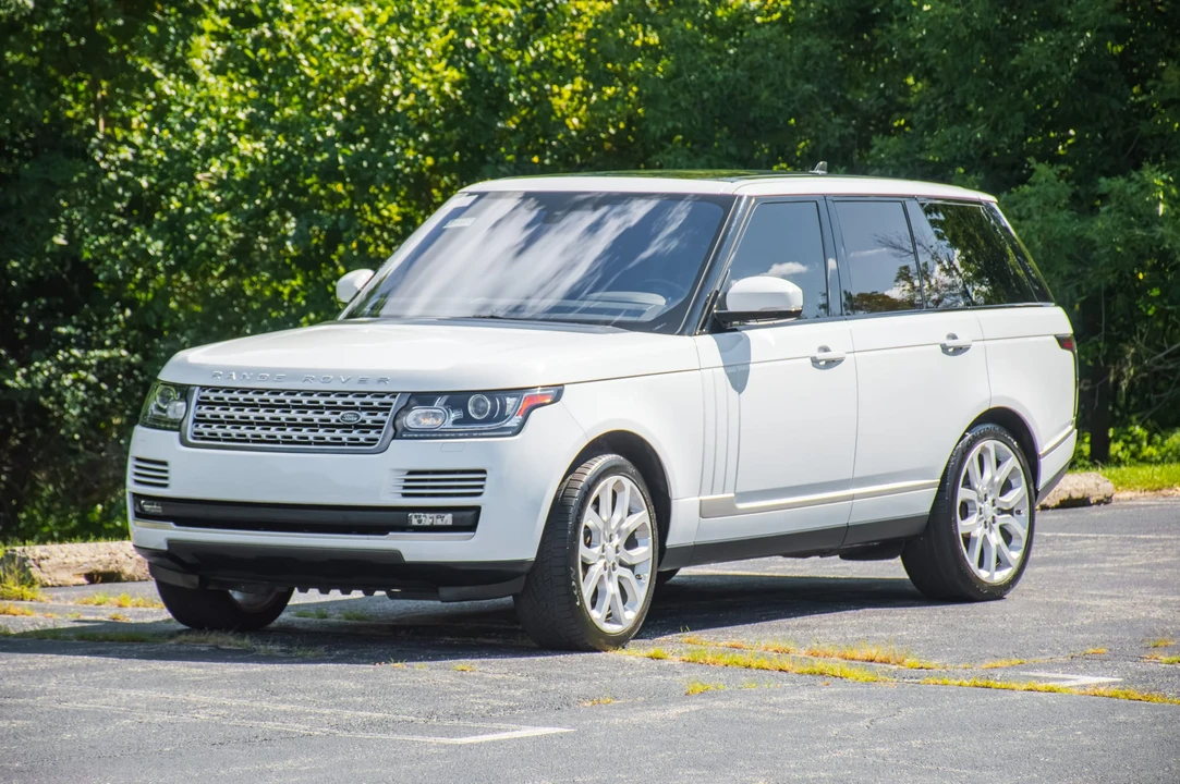 2016 Land Rover Range Rover L405 - Image 9 of 31