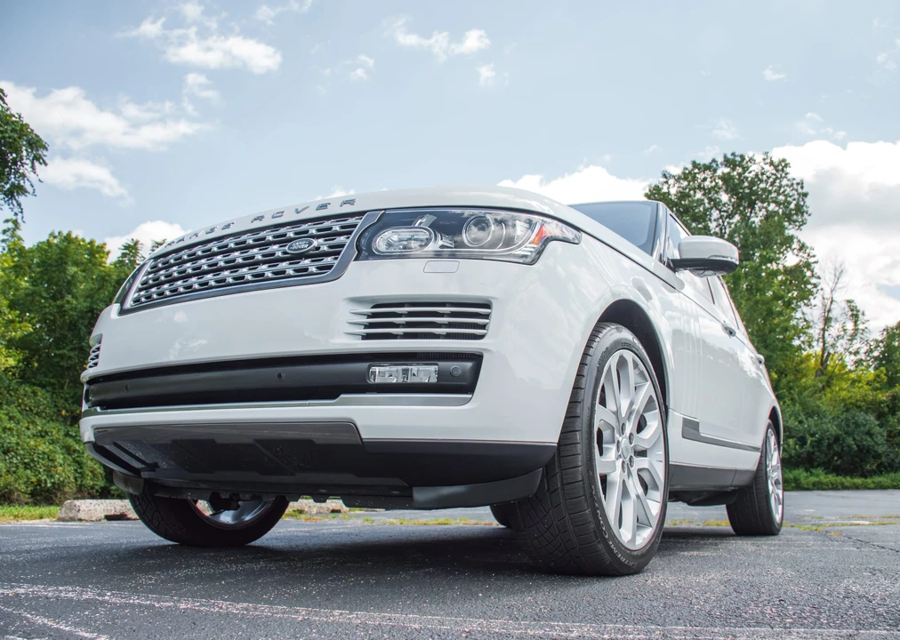 2016 Land Rover Range Rover L405 - Image 2 of 31