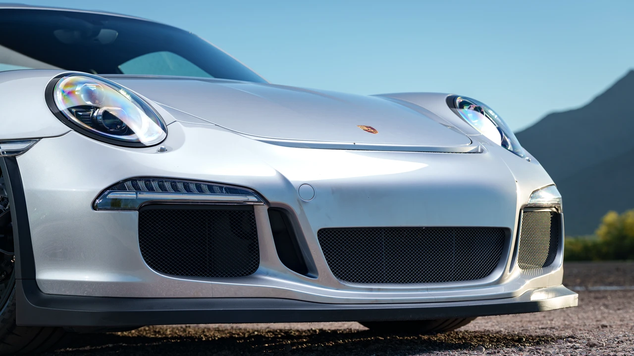2016 Porsche 991 GT3 RS - Image 28 of 31