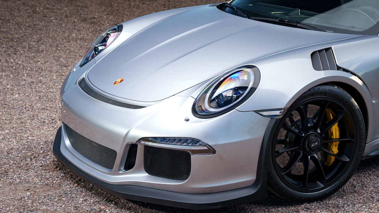 2016 Porsche 991 GT3 RS - Image 29 of 31