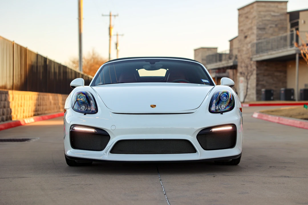 2016 Porsche 981 Boxster Spyder - Image 10 of 31