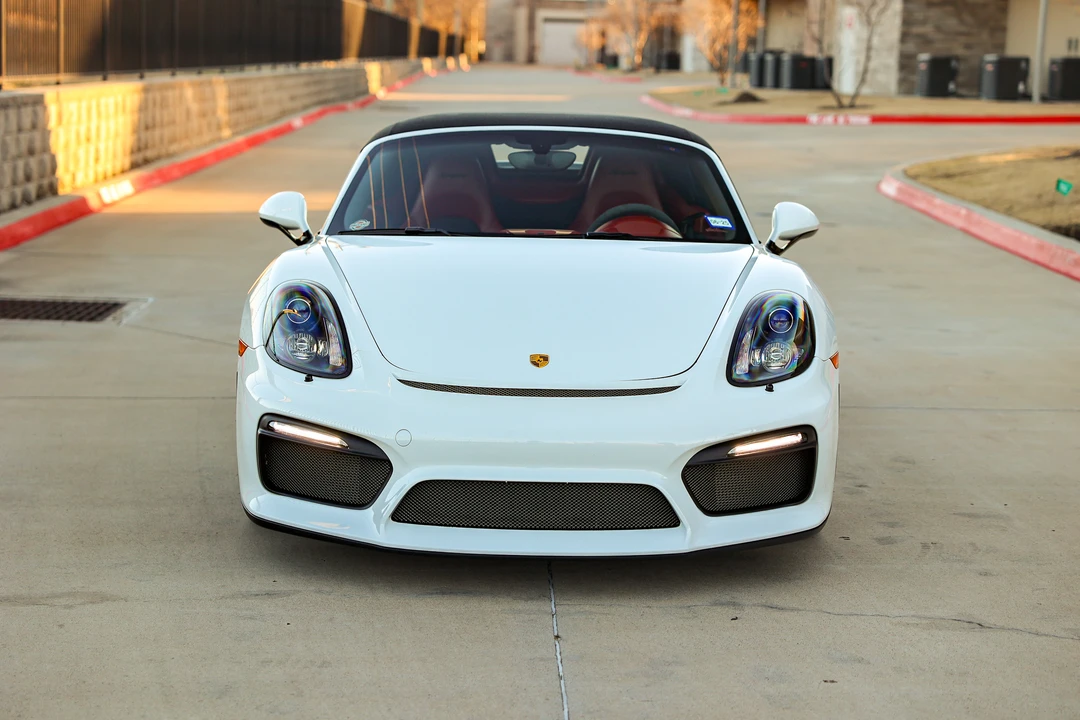 2016 Porsche 981 Boxster Spyder - Image 11 of 31