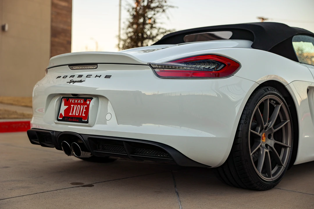 2016 Porsche 981 Boxster Spyder - Image 23 of 31