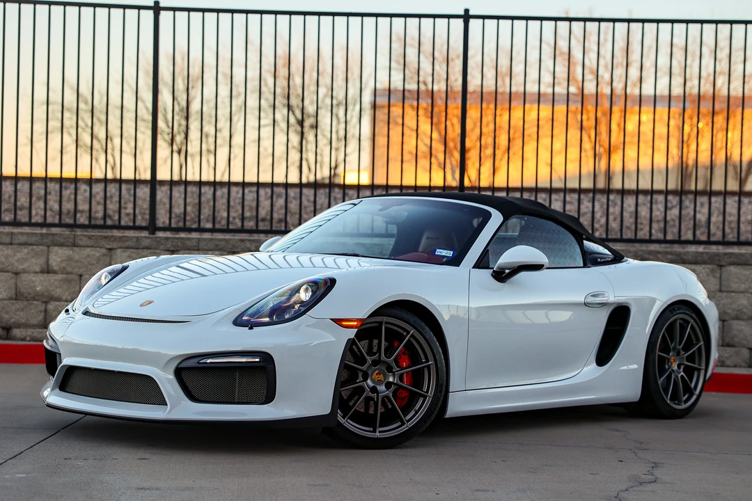 2016 Porsche 981 Boxster Spyder - Image 5 of 31