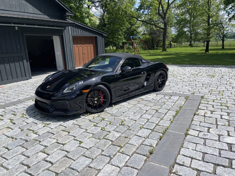 2016 Porsche 981 Boxster Spyder - Image 4 of 31