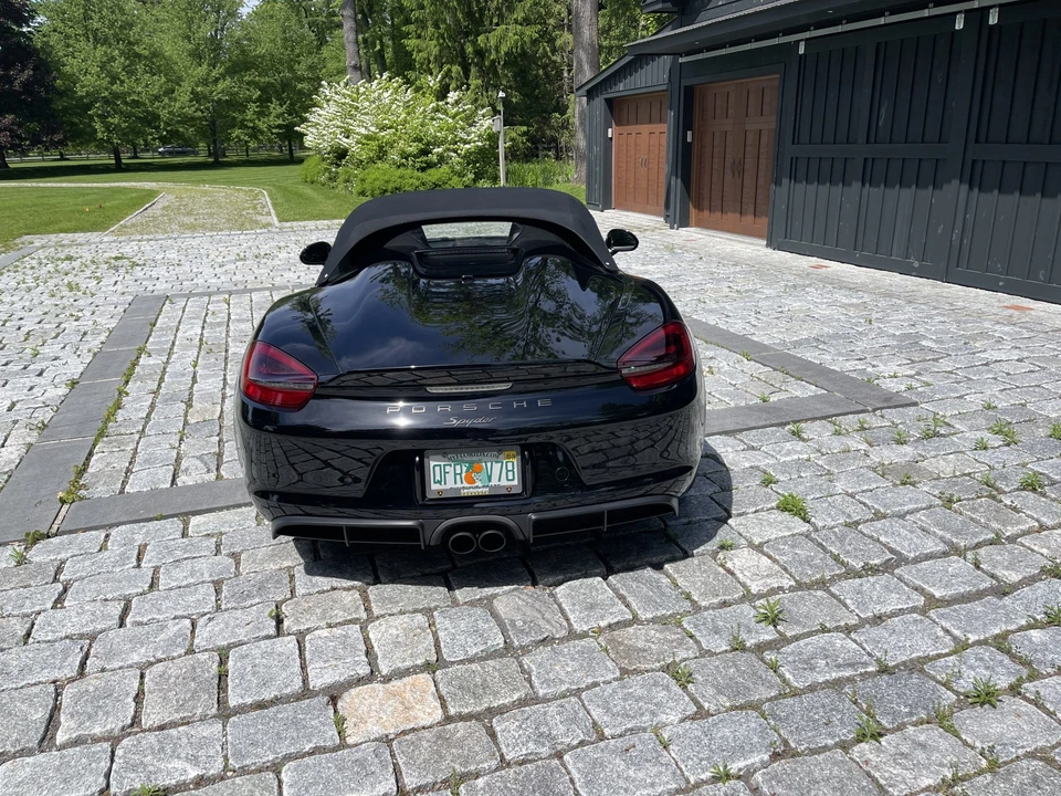 2016 Porsche 981 Boxster Spyder - Image 6 of 31