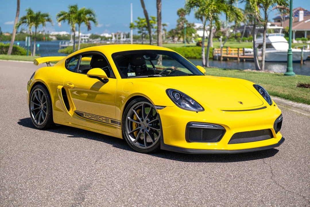 2016 Porsche 981 Cayman GT4 - Image 5 of 31