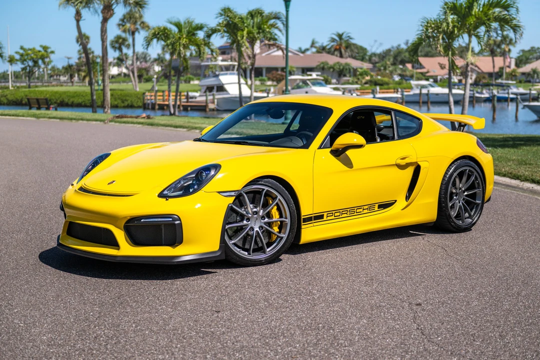 2016 Porsche 981 Cayman GT4 - Image 7 of 31