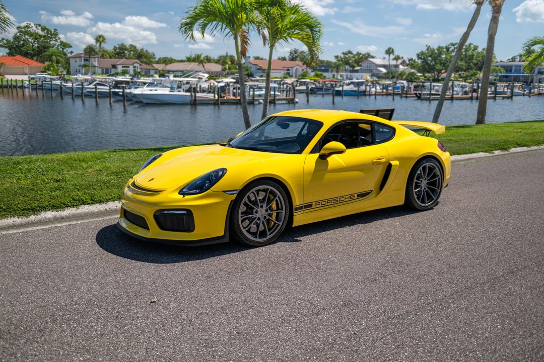 2016 Porsche 981 Cayman GT4 - Image 12 of 31