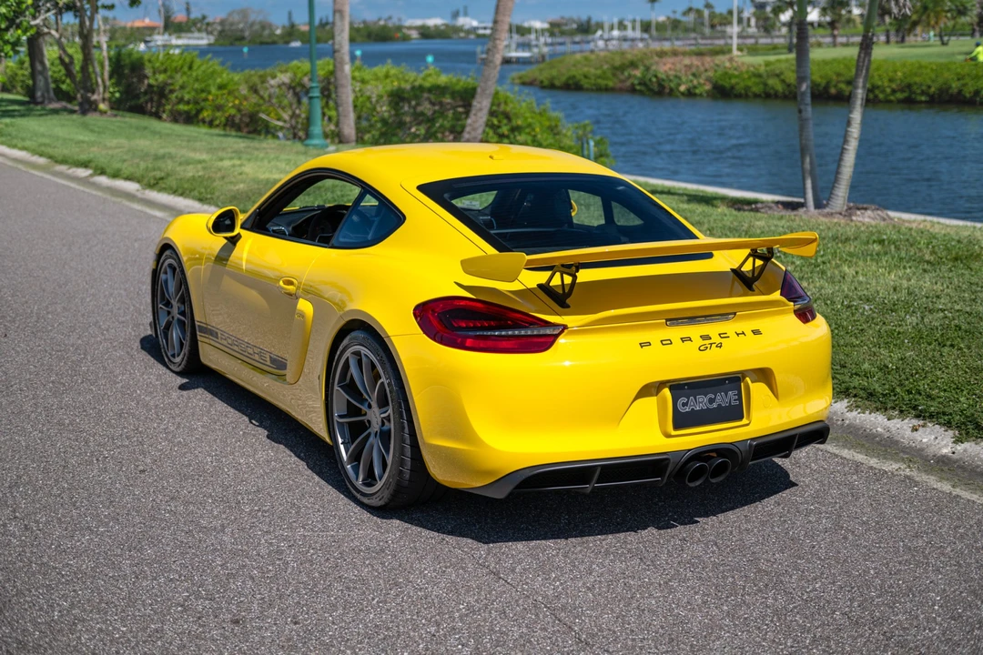 2016 Porsche 981 Cayman GT4 - Image 19 of 31