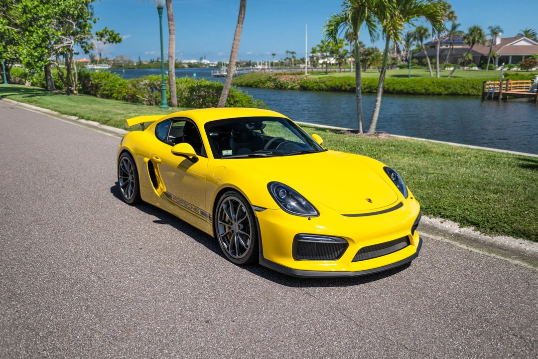 2016 Porsche 981 Cayman GT4 - Image 31 of 31