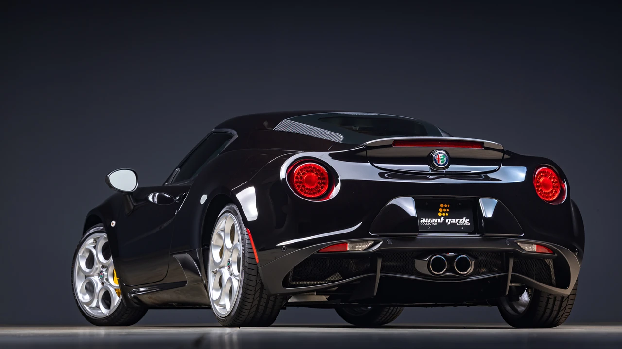2017 Alfa Romeo 4C Coupe - Image 22 of 31