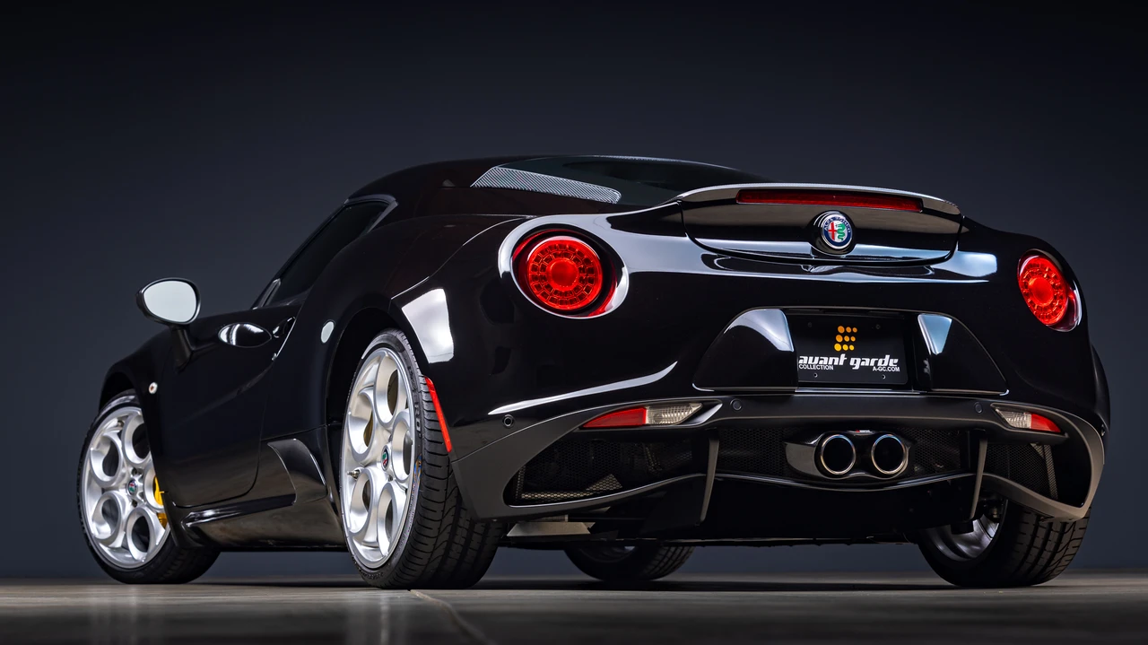 2017 Alfa Romeo 4C Coupe - Image 21 of 31