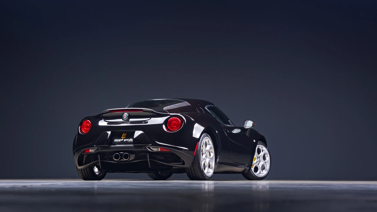 2017 Alfa Romeo 4C Coupe - Image 18 of 31