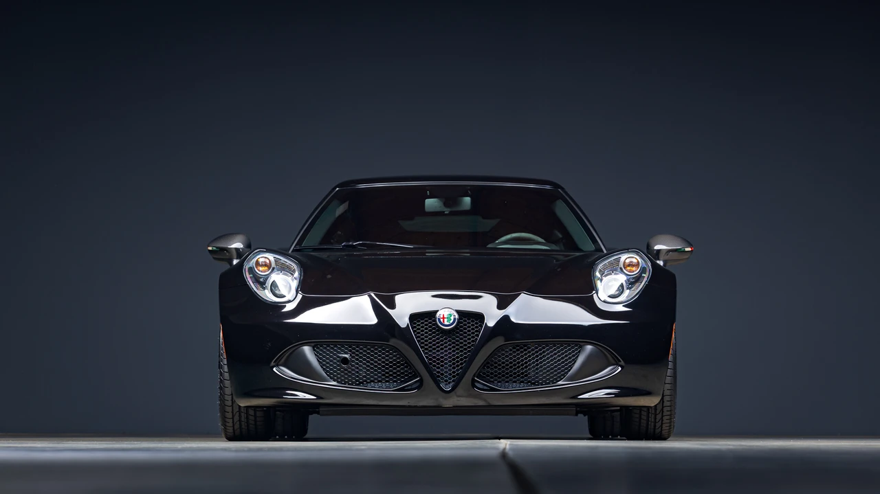 2017 Alfa Romeo 4C Coupe - Image 6 of 31