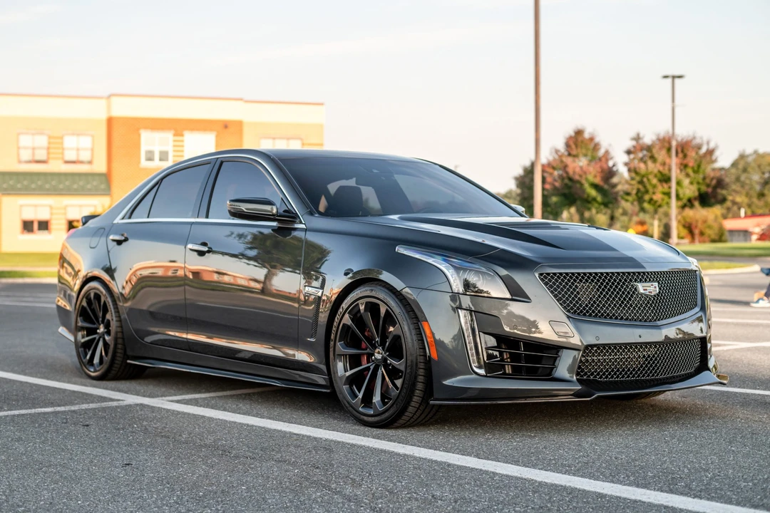 2017 Cadillac CTS-V 3rd Gen - Image 4 of 31