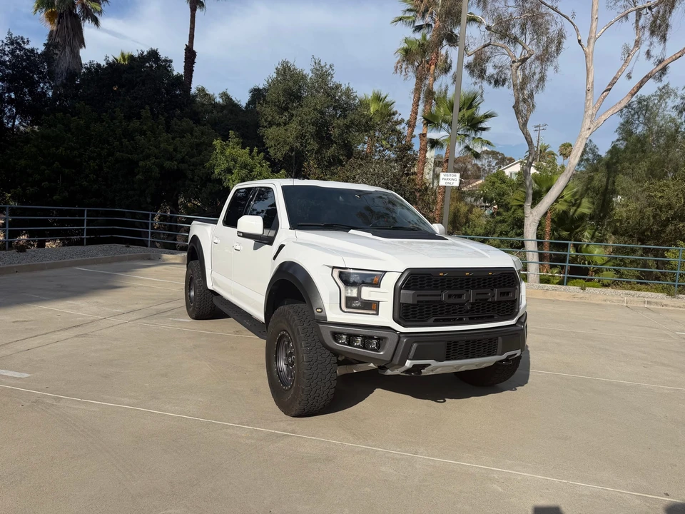 2017 Ford F-150 Raptor 13th Gen - Image 4 of 31