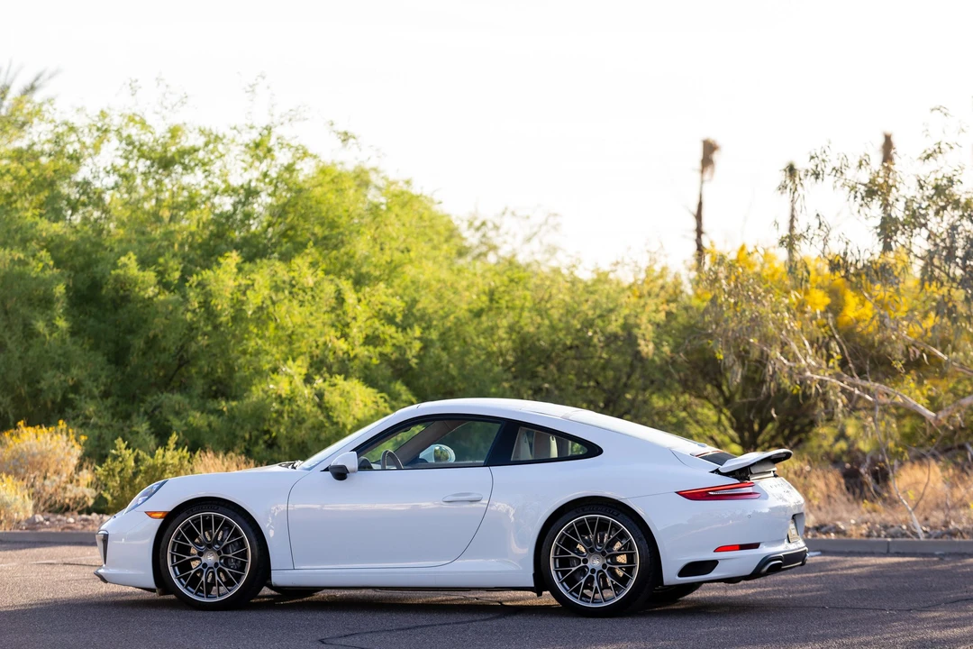2017 Porsche 991 Carrera - Image 21 of 31