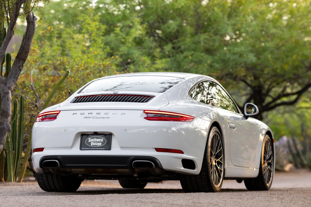 2017 Porsche 991 Carrera - Image 9 of 31