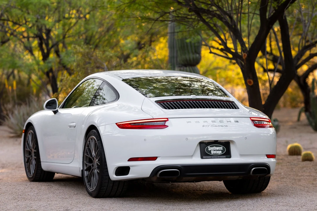 2017 Porsche 991 Carrera - Image 6 of 31