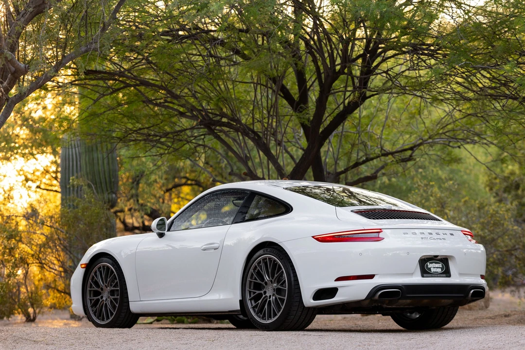 2017 Porsche 991 Carrera - Image 5 of 31
