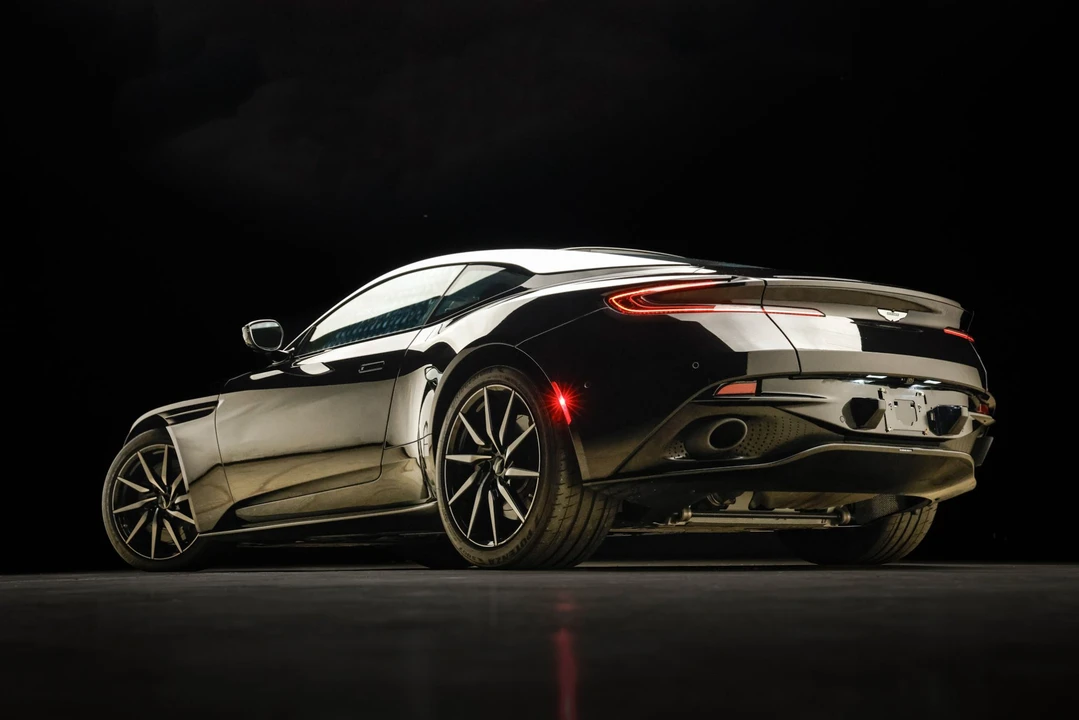 2018 Aston Martin DB11 V12 - Image 13 of 31