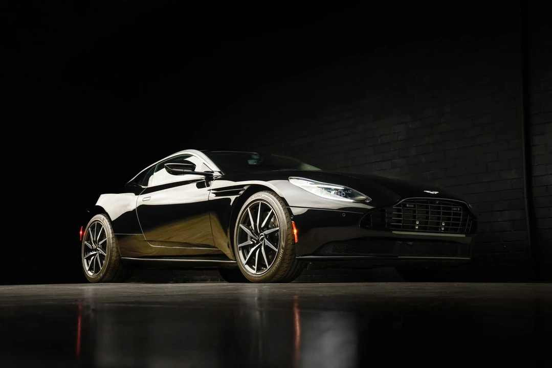 2018 Aston Martin DB11 V12 - Image 27 of 31