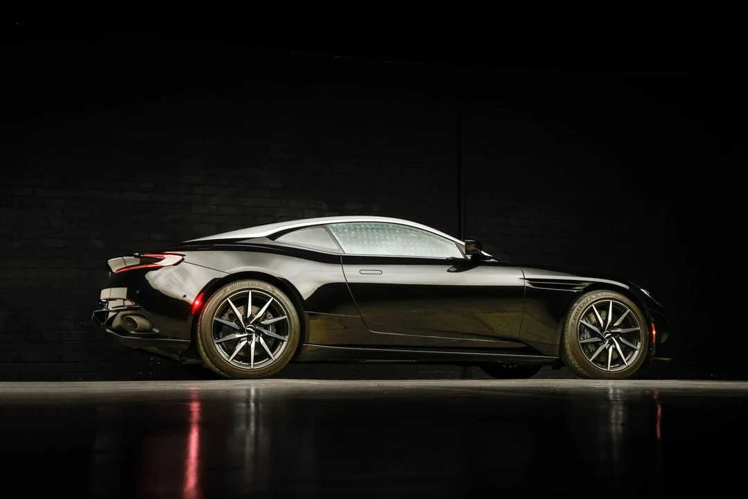 2018 Aston Martin DB11 V12 - Image 20 of 31