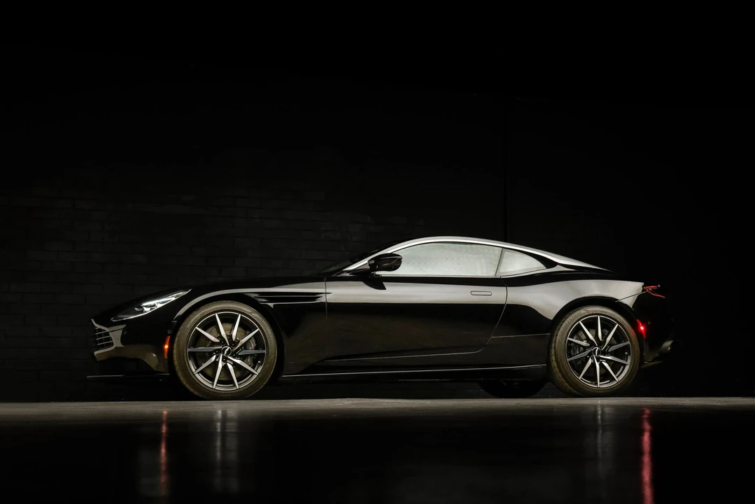2018 Aston Martin DB11 V12 - Image 7 of 31