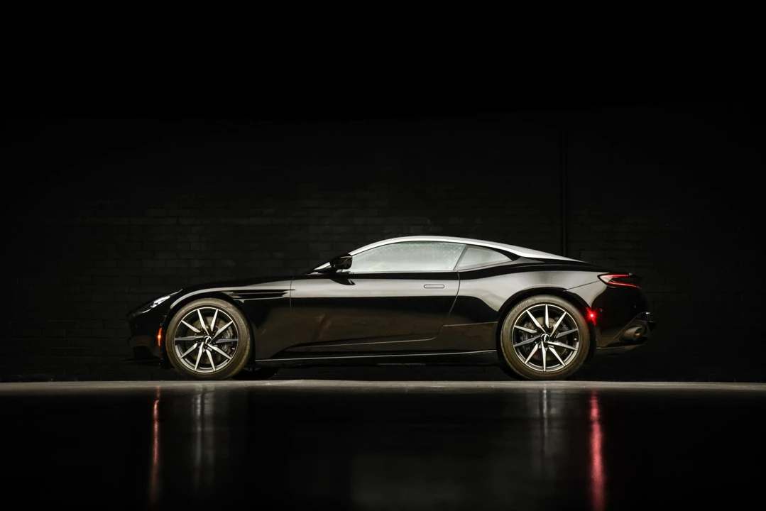 2018 Aston Martin DB11 V12 - Image 9 of 31