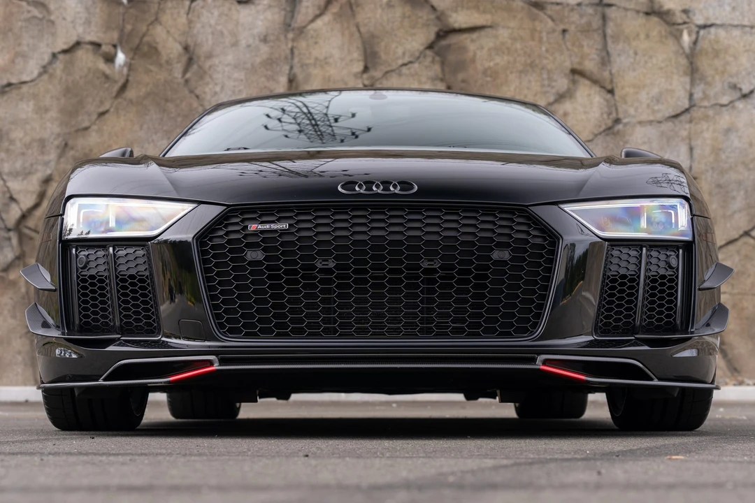 2018 Audi 4S R8 - Image 14 of 31
