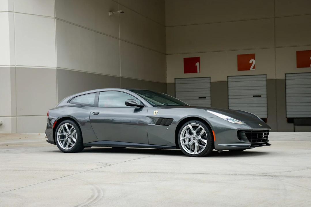 2018 Ferrari GTC4Lusso T - Image 16 of 31