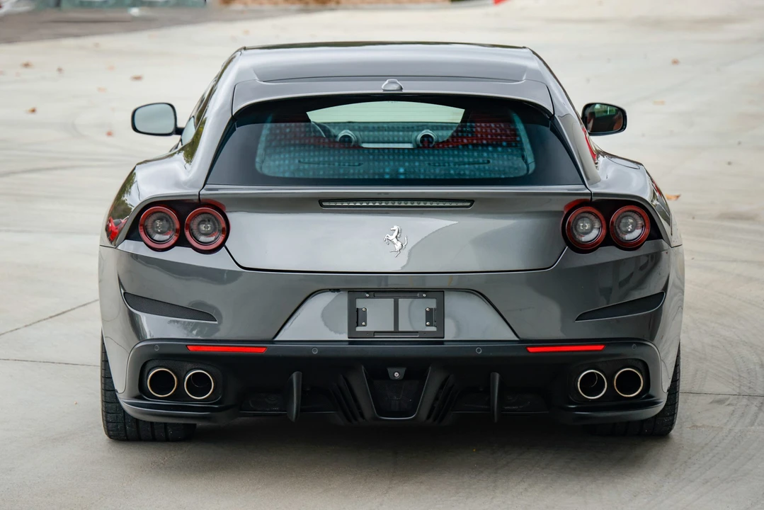 2018 Ferrari GTC4Lusso T - Image 11 of 31