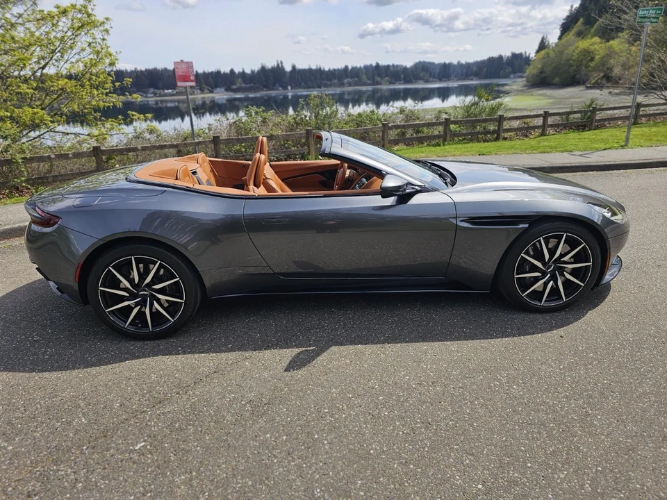 2019 Aston Martin DB11 Volante - Image 12 of 31