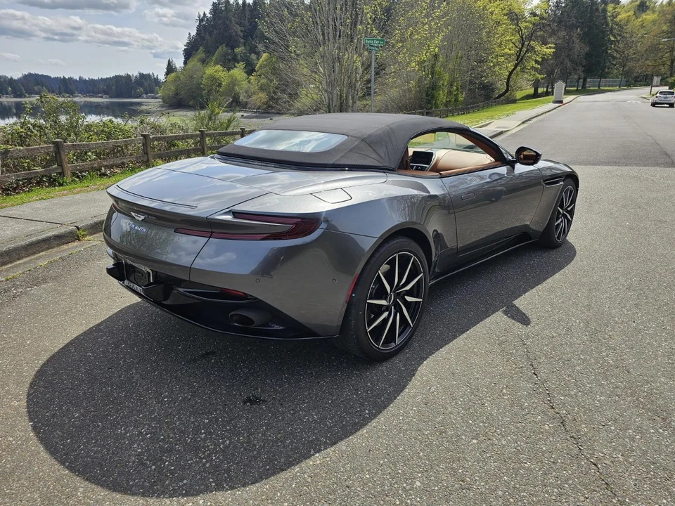 2019 Aston Martin DB11 Volante - Image 19 of 31