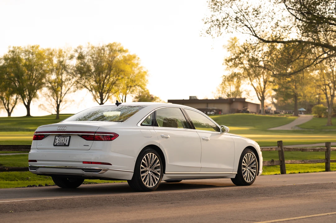 2019 Audi D5 A8 - Image 12 of 31