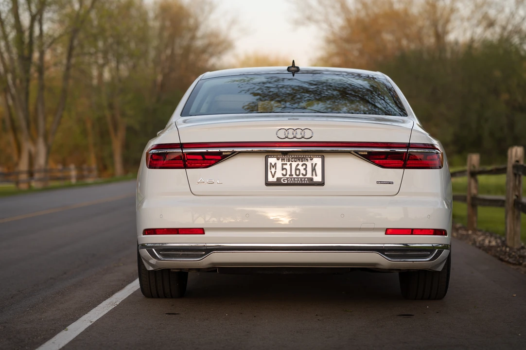 2019 Audi D5 A8 - Image 10 of 31