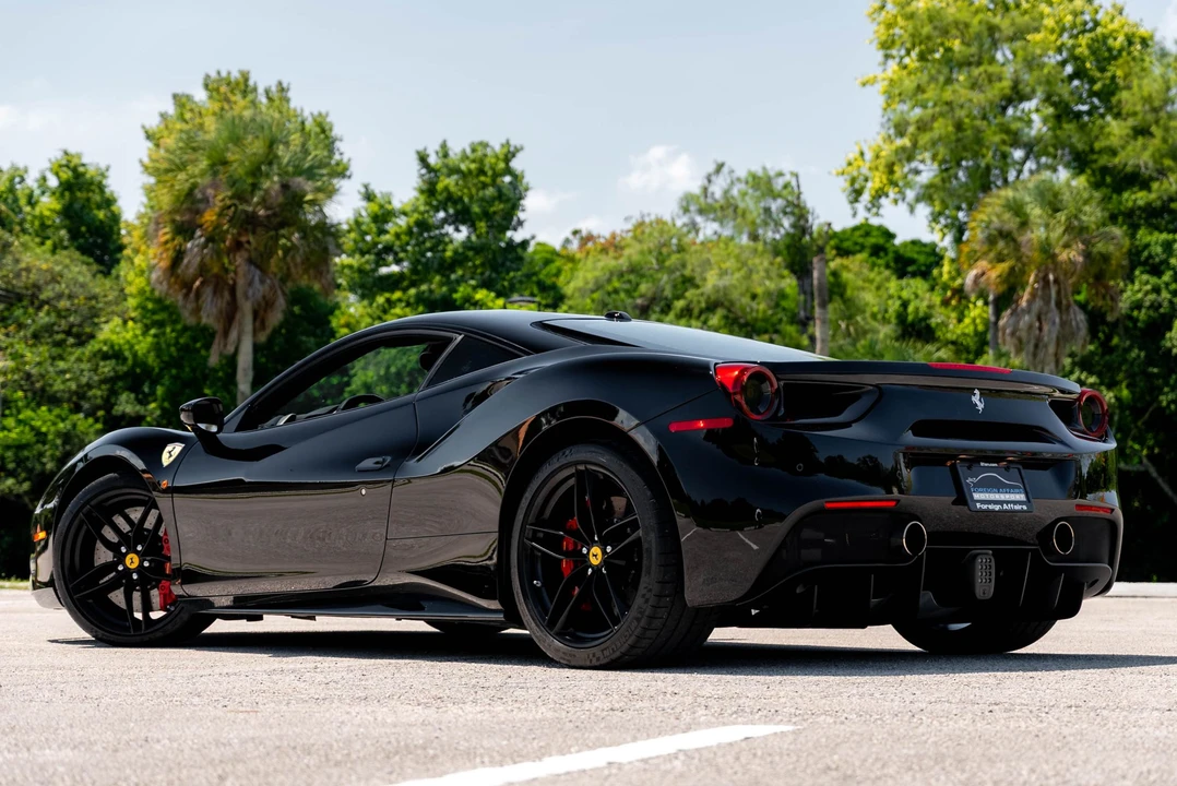 2019 Ferrari 488 GTB - Image 12 of 31