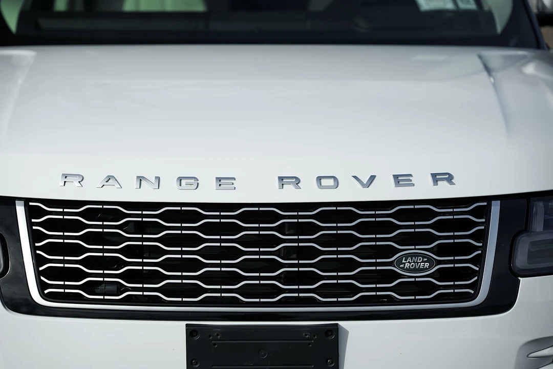 2019 Land Rover Range Rover L405 - Image 19 of 31