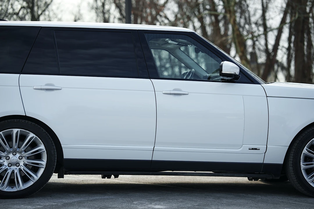 2019 Land Rover Range Rover L405 - Image 27 of 31