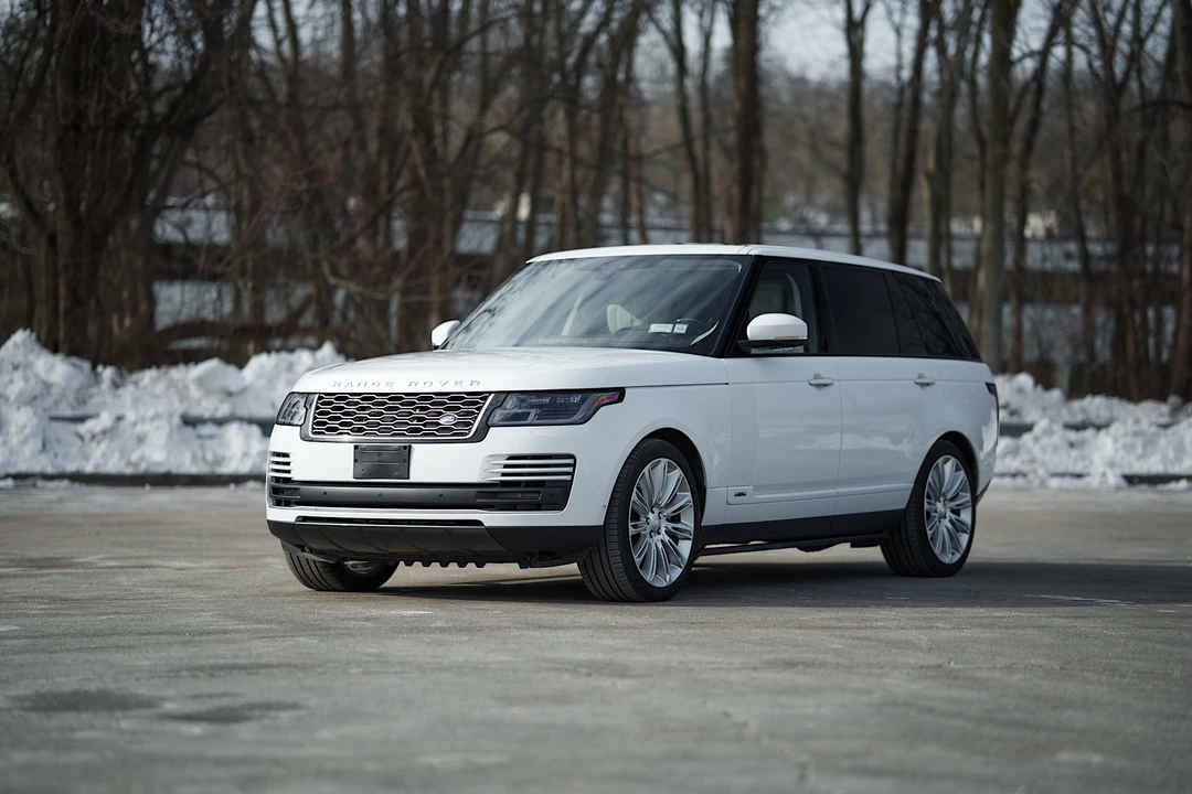 2019 Land Rover Range Rover L405 - Image 3 of 31