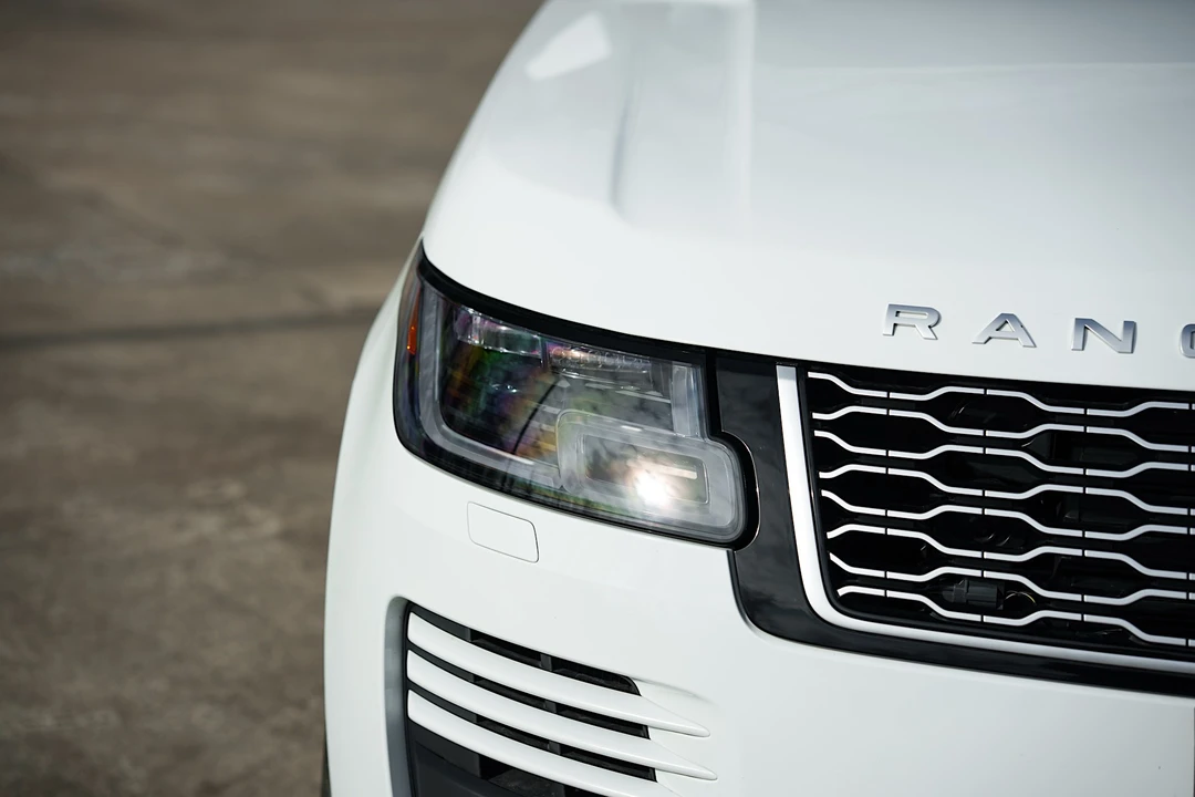 2019 Land Rover Range Rover L405 - Image 17 of 31