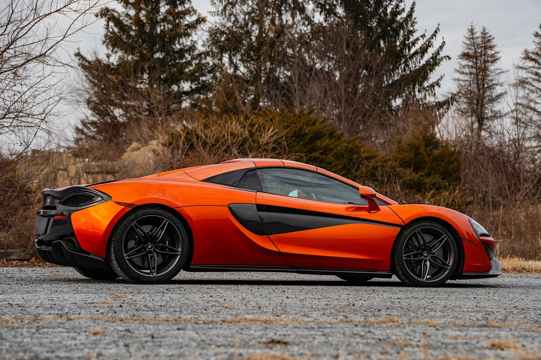 2019 McLaren 570S Spider - Image 18 of 31