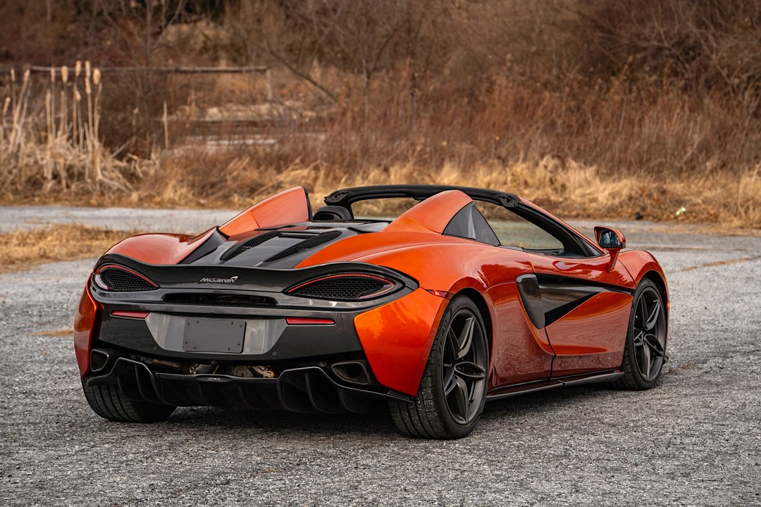 2019 McLaren 570S Spider - Image 15 of 31