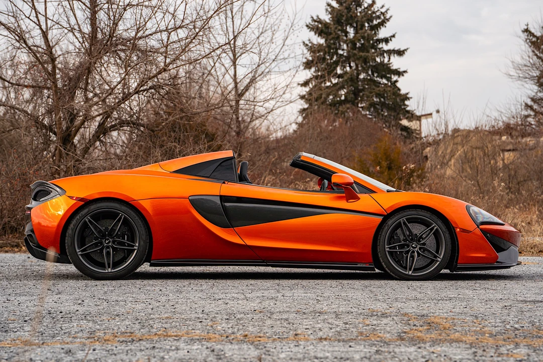 2019 McLaren 570S Spider - Image 13 of 31