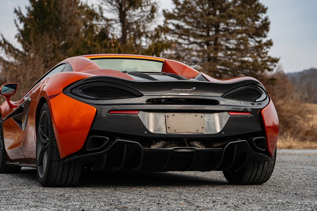 2019 McLaren 570S Spider - Image 28 of 31