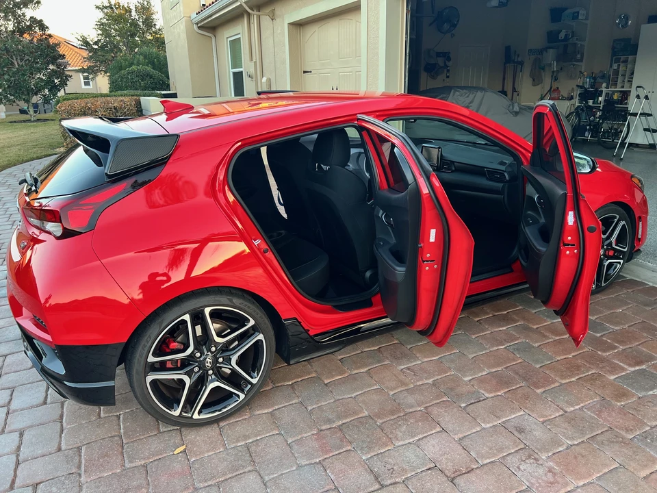 2020 Hyundai Veloster N - Image 10 of 31