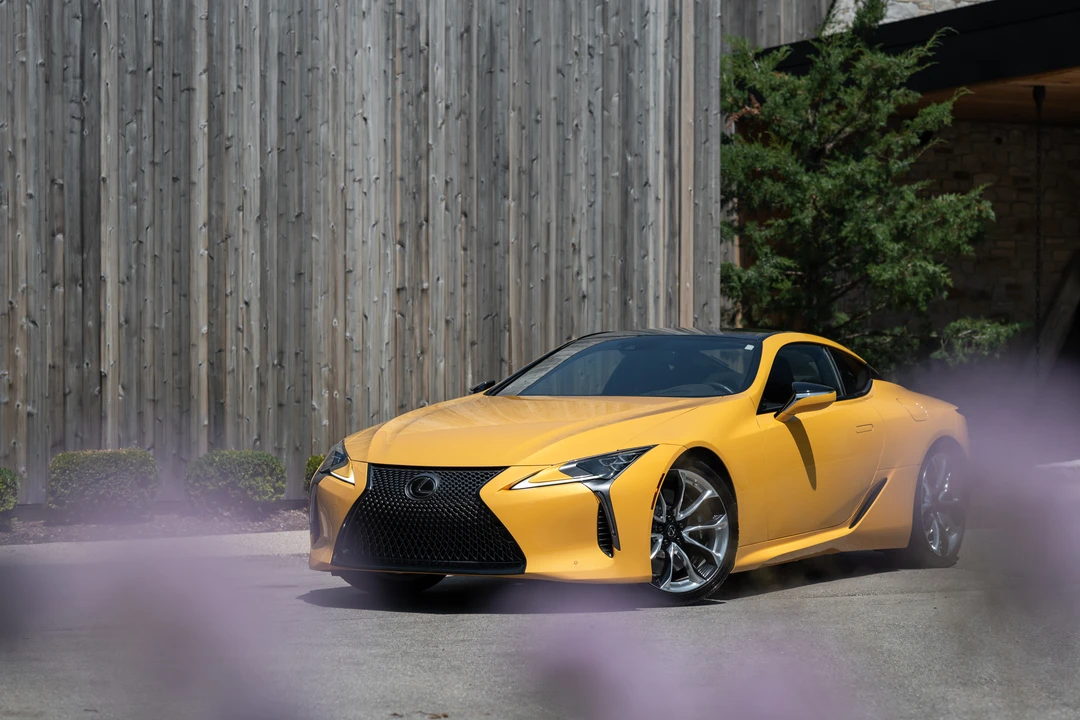 2020 Lexus LC - Image 4 of 31