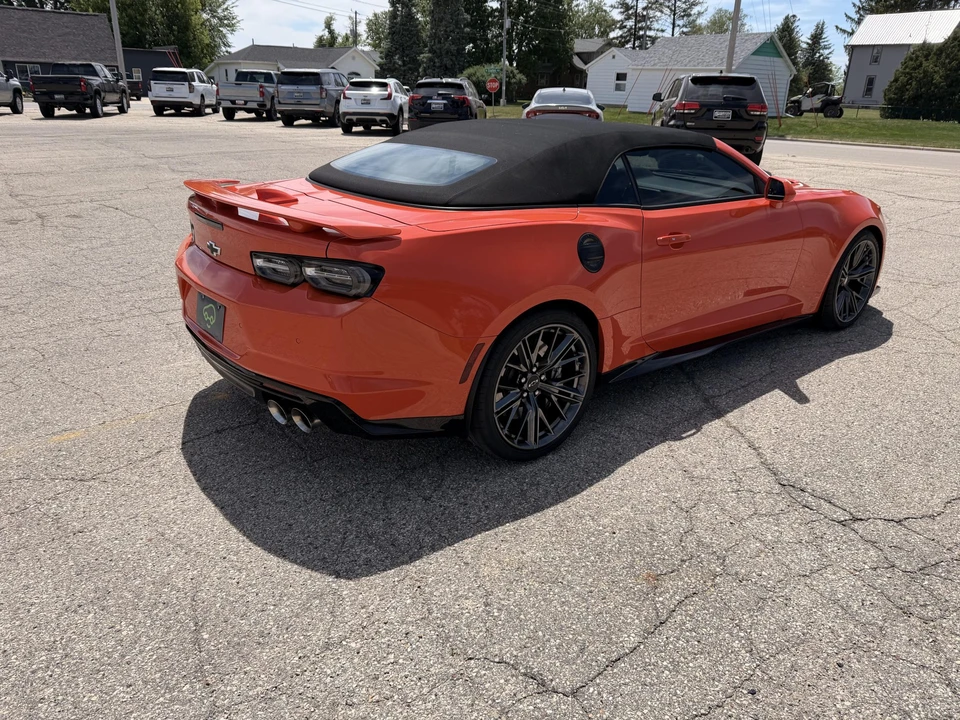2021 Chevrolet - Image 15 of 31